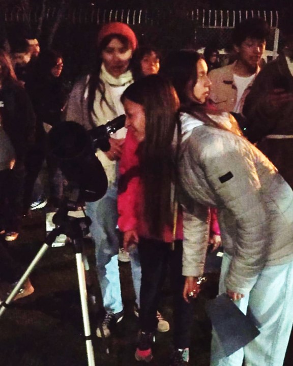 planetariomovilcolombia_observacion_telescopios.jpg